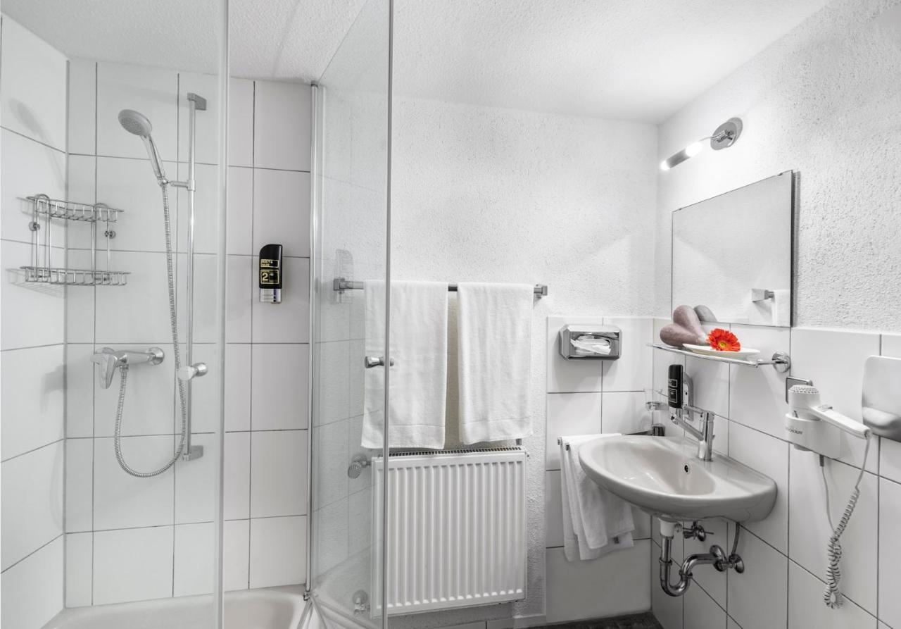 Hotel Sonnenstube Hagnau Exteriör bild